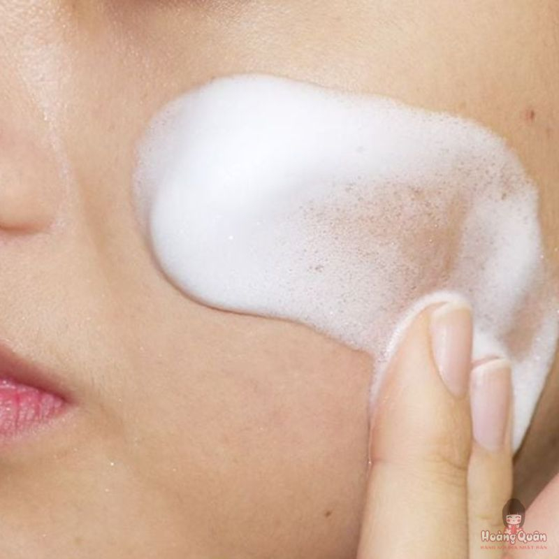 Sữa rửa mặt Curél dạng bọt dành cho da dầu giá rẻ Sữa rửa mặt Curél dạng bọt dành cho da dầu giá rẻ