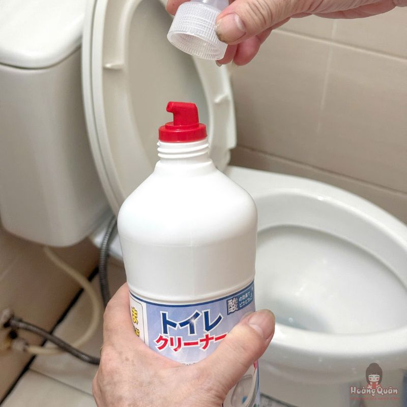 nuoc-tay-toilet-khong-mui-mitsuei-1000ml-gia-re.jpg