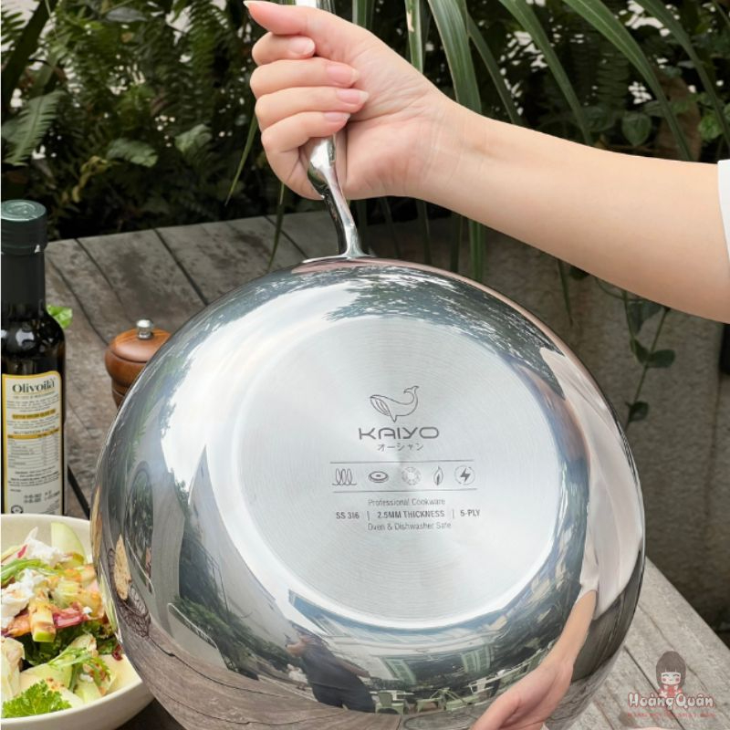 chao-inox-316-lien-khoi-5-ply-premium-kaiyo-24cm-vung-kinh-sau-long.jpg