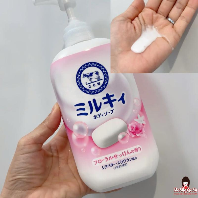 Sữa Tắm Bọt Mịn Dịu Nhẹ Cow Hương Hoa 500ml giá rẻ