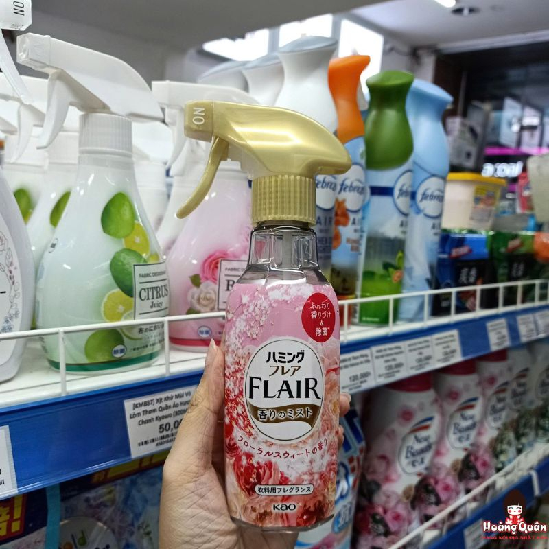 Xịt thơm và làm phẳng quần áo KAO giá rẻ