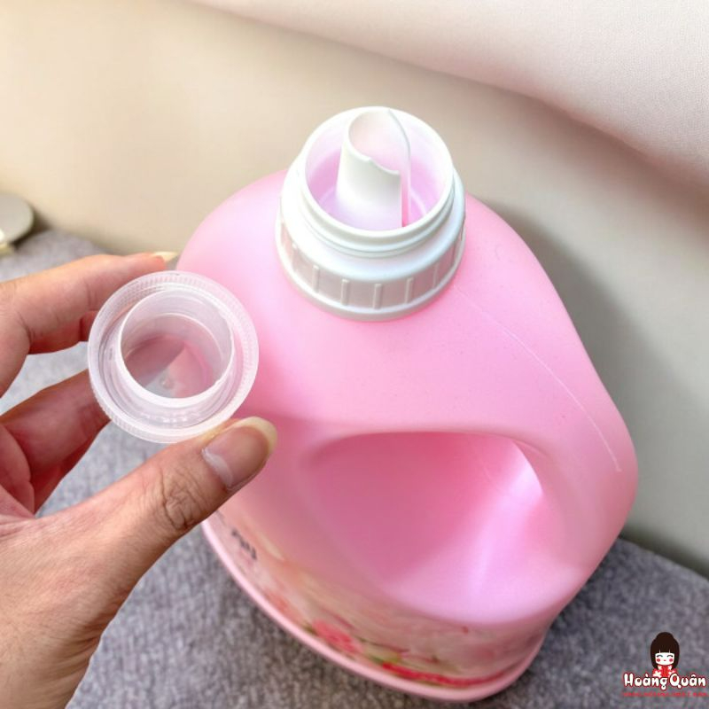 Nước xả vải Kaneyo Can 2,5L