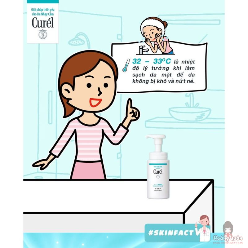 Sữa rửa mặt Curél dạng bọt cấp ẩm chuyên sâu giá tốt