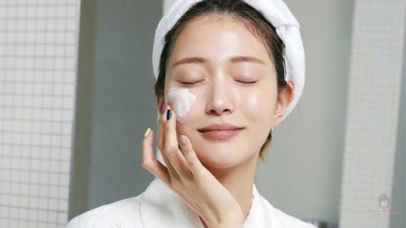 nên bôi kem chống nắng mấy lần 1 ngày