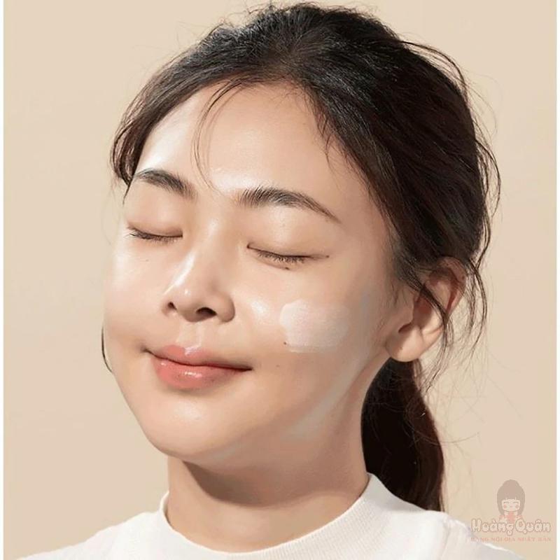 nên bôi sữa chống nắng hay kem chống nắng