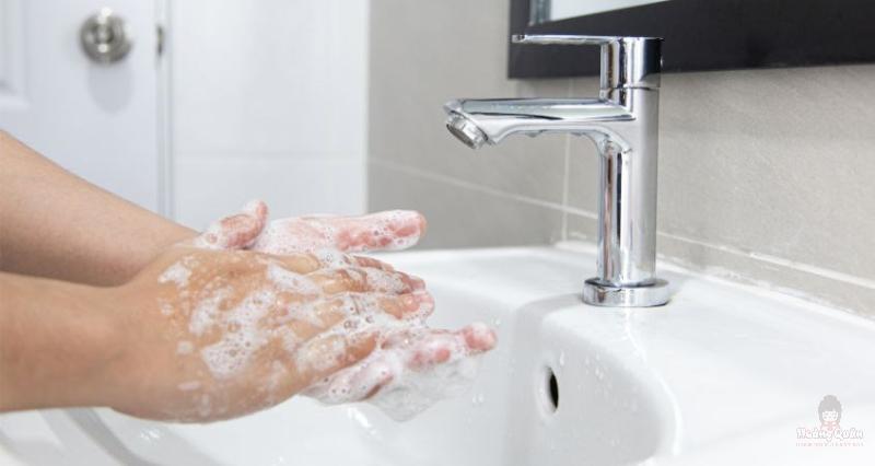 cách nhũ hóa dầu tẩy trang